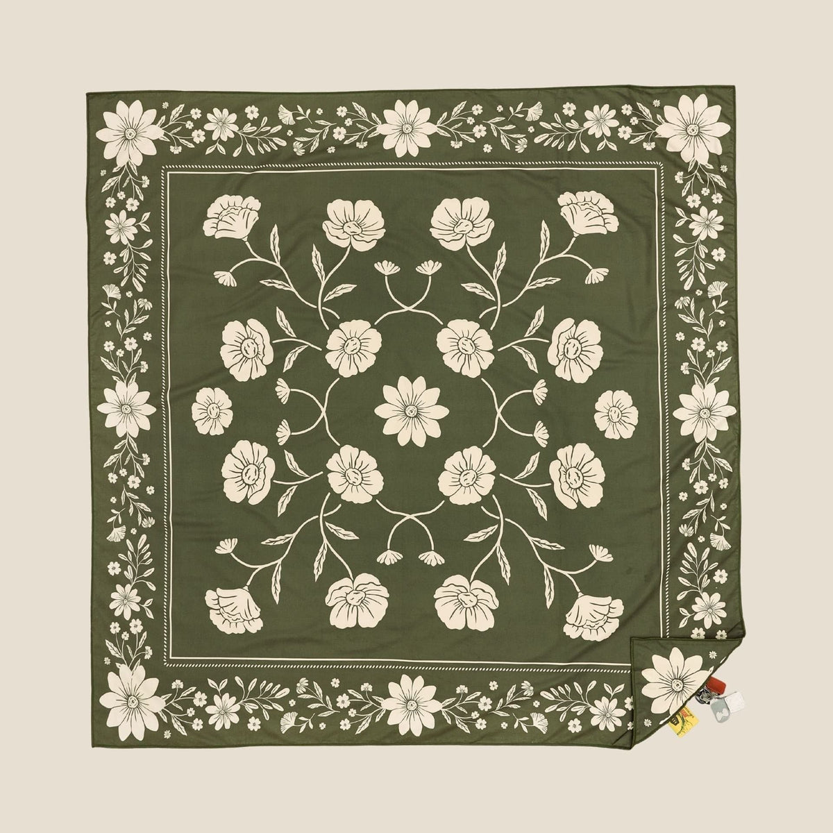 Somerside Somerside Xl Eden Sand Free Beach Towel XLED160 Somerside Xl Eden Sand Free Beach Towel Splash Swimwear Beach Towels XL 2000575003671