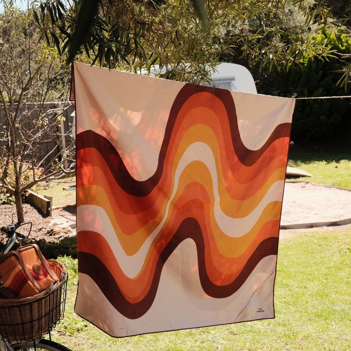 Somerside Somerside Xl Stevie Sand Free Beach Towel XLST160 Somerside Xl Stevie Sand Free Beach Towel Splash Swimwear Beach Towels XL 2000575003657
