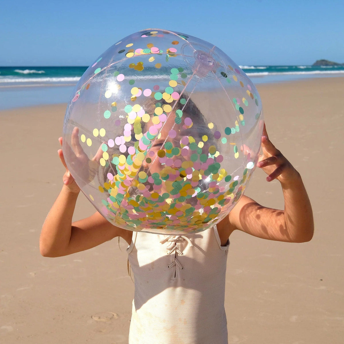 Sunnylife Kids Accessories S41BBCON 3D Inflatable Beach Ball - Confetti Sunnylife 3D Inflatable Beach Ball - Confetti