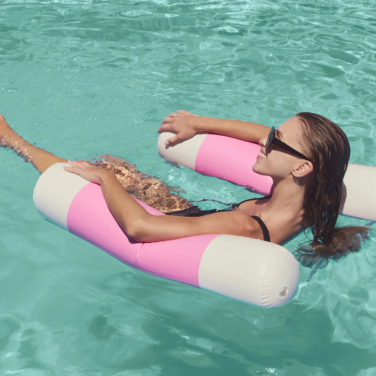 Sunnylife Floating Hammock - Magenta S61FHMAG Slim Tube Pool Ring - Blush Pink Splash Swimwear Accessories 9339296073698