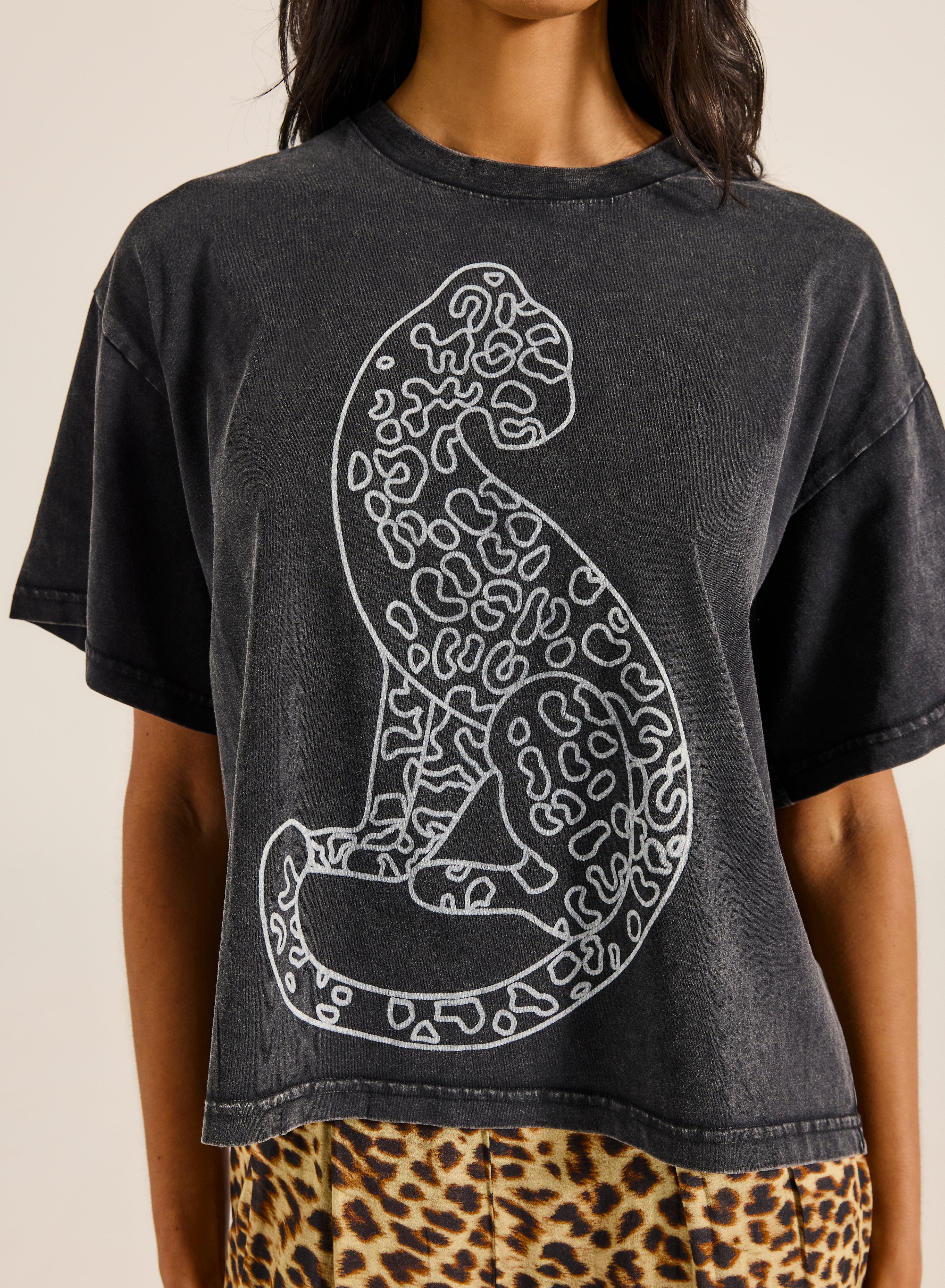 Tigerlily Tigerlily Leopard Boxy Crop Tee Tigerlily Leopard Boxy Crop Tee Splash Swimwear Tee