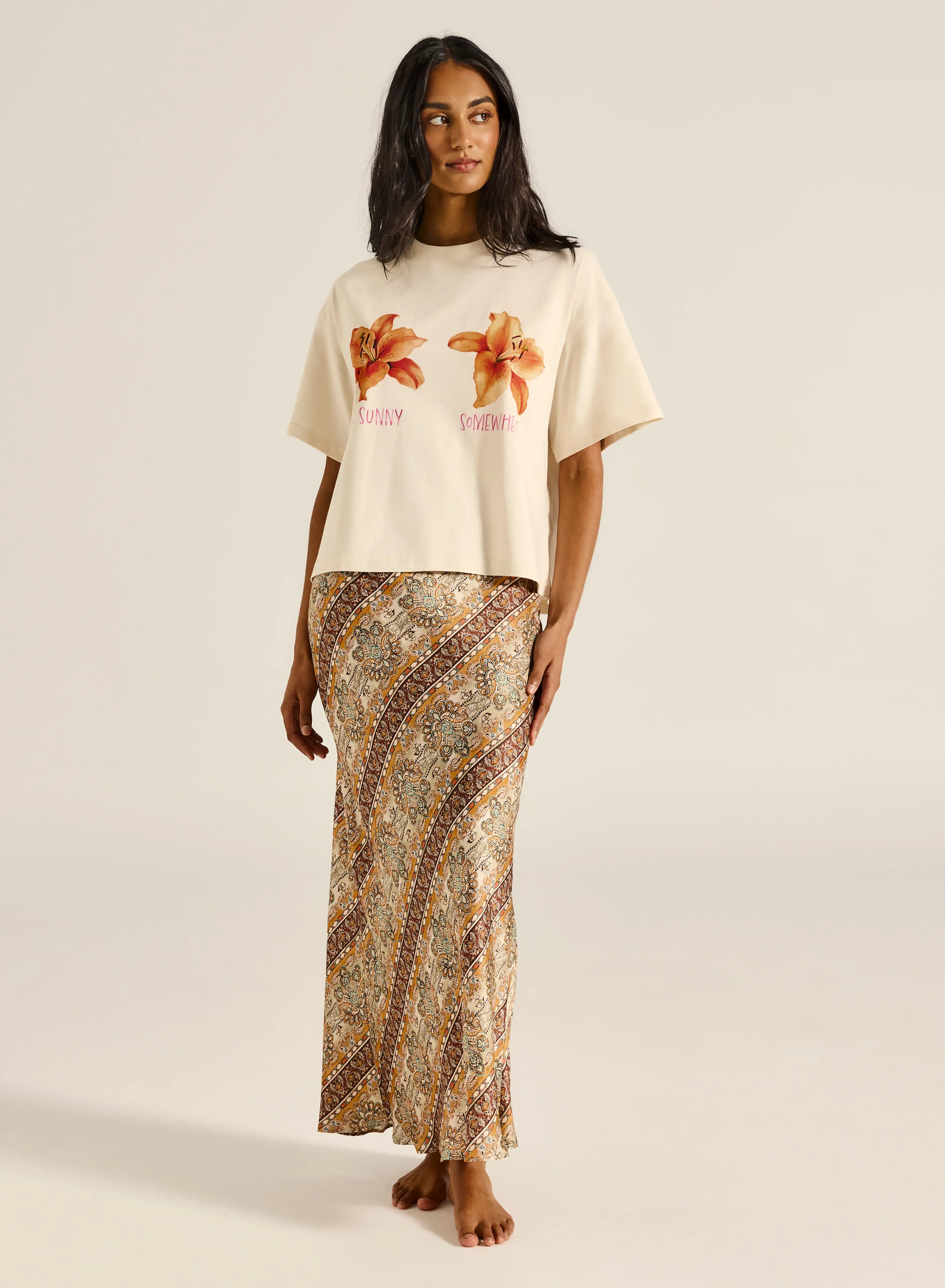 Tigerlily Tigerlily Rashida Lily Boxy Crop Tee - Cream Tigerlily Rashida Lily Boxy Crop Tee - Cream Splash Swimwear Tee