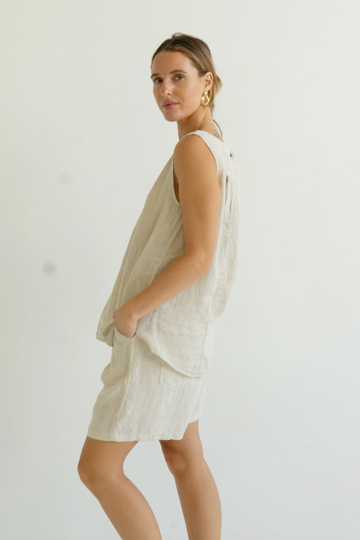 Worthier The Label Eleanor Linen Vest - Beige Eleanor Linen Vest - Beige Splash Swimwear